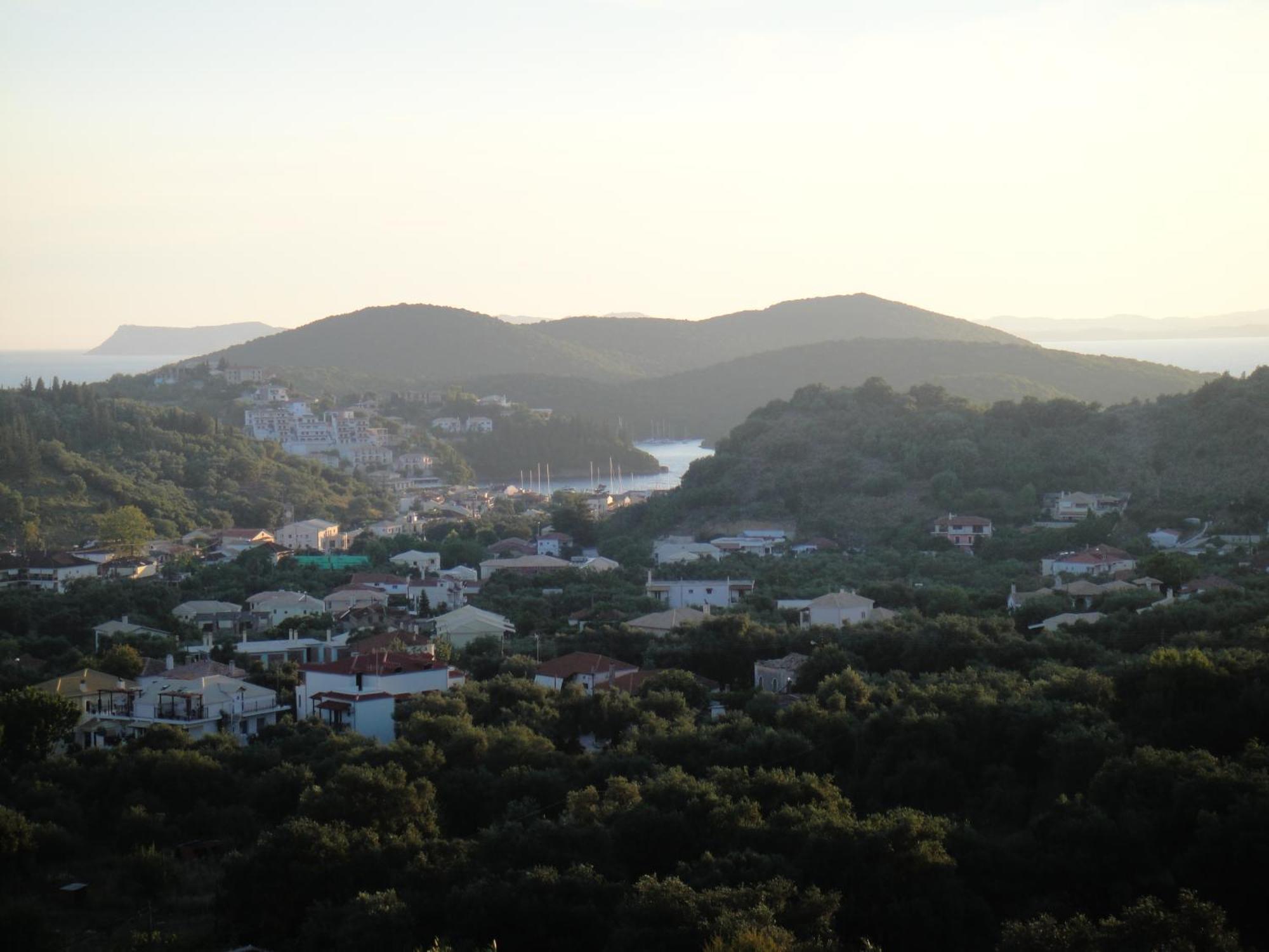 Demiris Hotel Sivota  Bagian luar foto